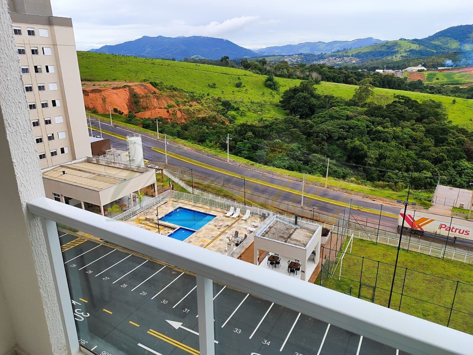 Apartamento em Extrema - PONTE NOVA