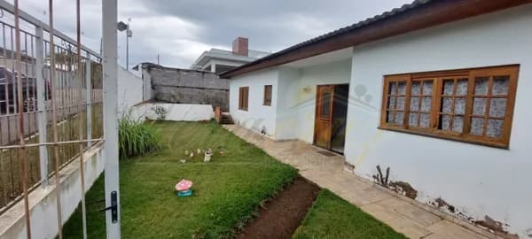 Casa em Extrema - Centro