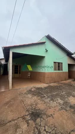 Casa Padrão para venda, Carolina Parque
