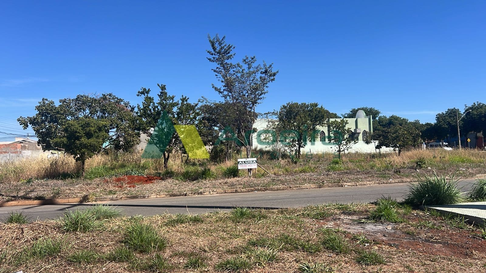 Lote/Terreno em Goiânia - Residencial Canadá
