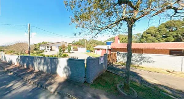 Chácara Formada com Casa sede 200m2 - Salão festa 400m2 - Campo de futebol e Bosque