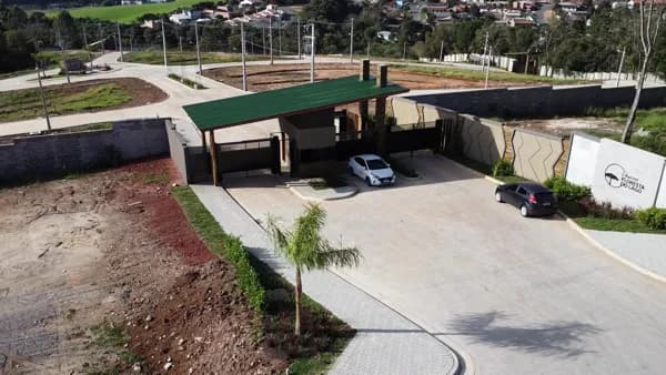 Terreno em Condomínio fechado com total infraestrutura e ótima localização - próx. ao novo shopping