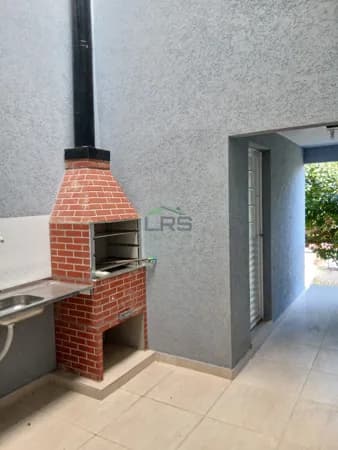 Casa 3 quartos localizada no Moradias Bom Jesus 140m2
