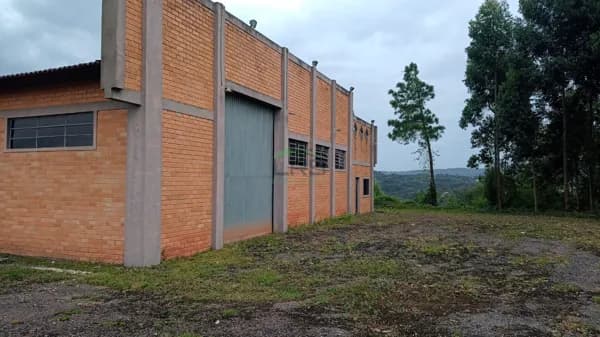 Galpão/Depósito/Armazém em Balsa Nova - Centro