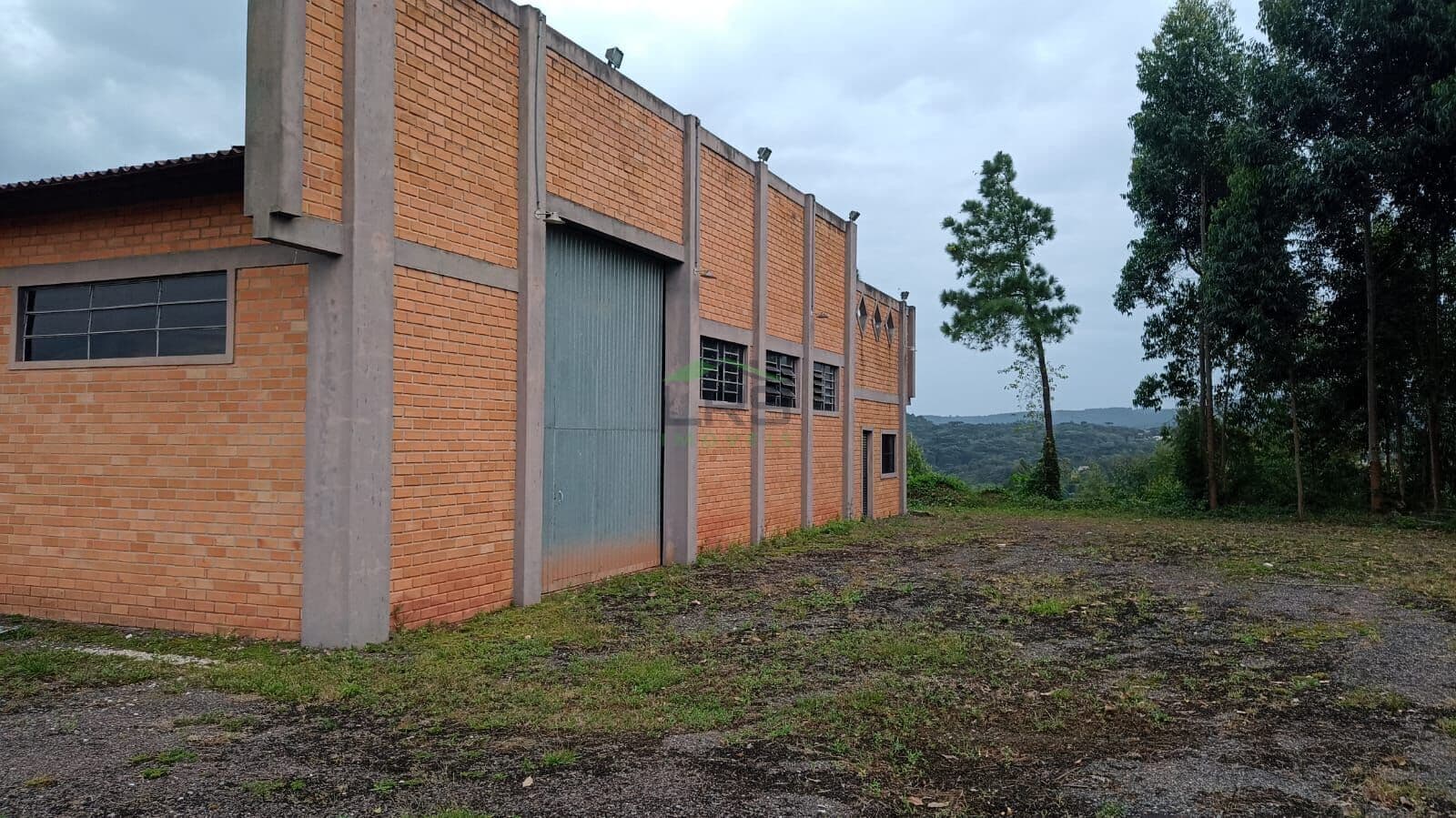 Pavilhão/Galpão Salão Comercial em Campo do Meio - Campo Largo/PR