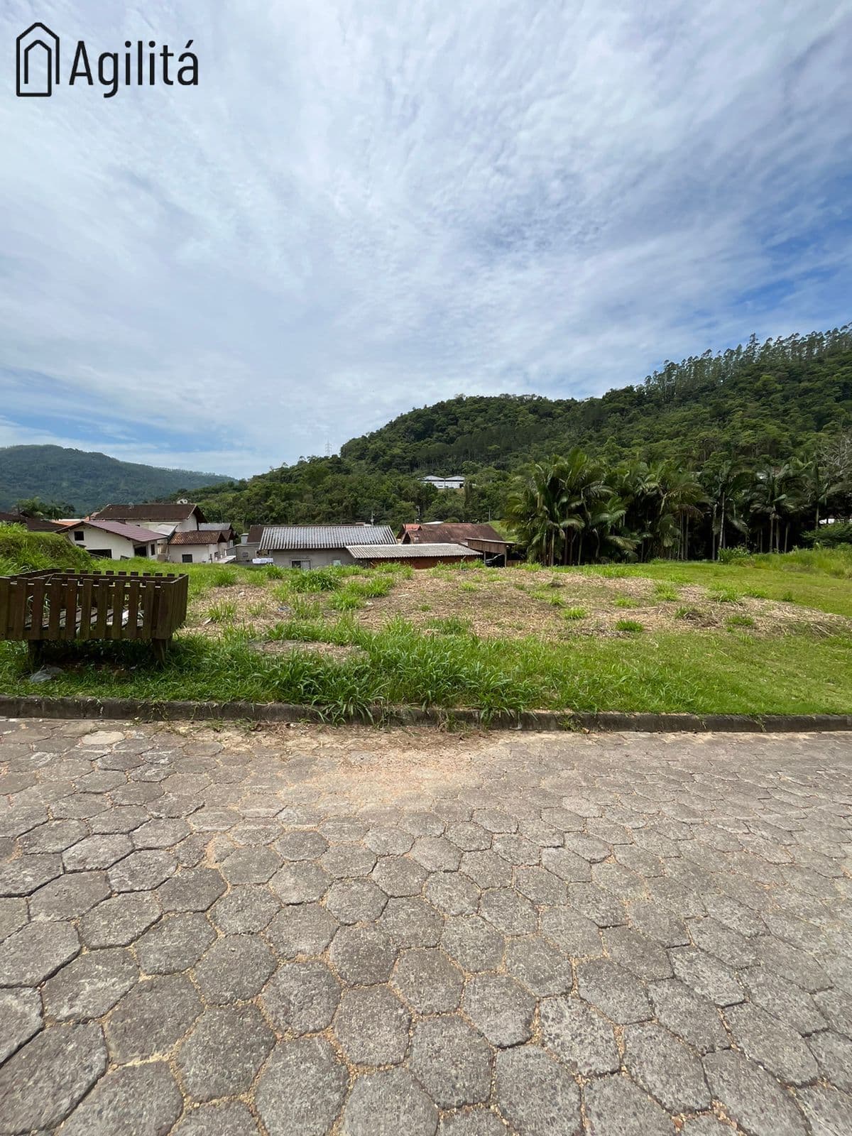 Terreno à Venda No Centro de Rodeio/SC