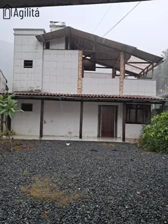 Casa à Venda em Rio dos Cedros