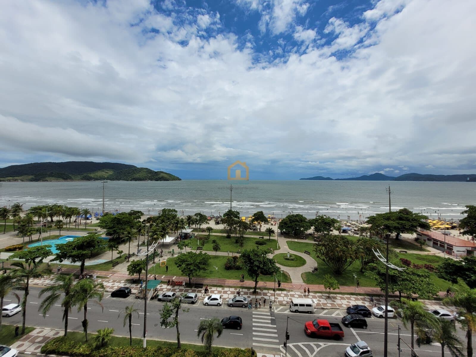 Apartamento Padrão, 2 dormitórios amplos e bem iluminados