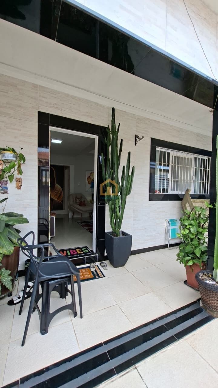 Casa 2 dormitórios, sendo 1 suíte à venda no bairro Canto do Forte - Praia Grande/SP