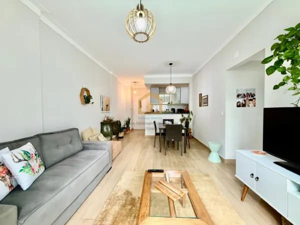 Apartamento á venda – 2 dormitórios, sendo 1 suíte | MARAPÉ – SANTOS/SP