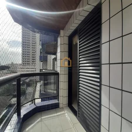 Apartamento 2 dormitórios, sendo 1 suíte com sacada à venda no bairro Ponta da Praia - Santos/SP