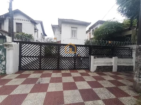 Casa Sobrado à venda no bairro Encruzilhada - Santos/SP