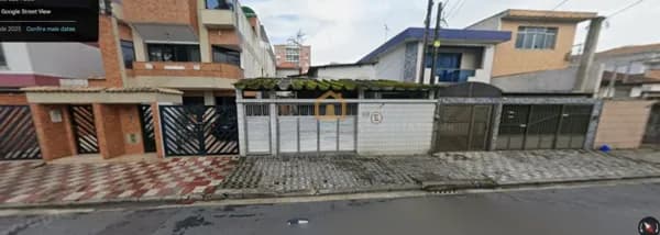 Terreno amplo – 8 x 32 metros NO EMBARÉ – SANTOS/SP