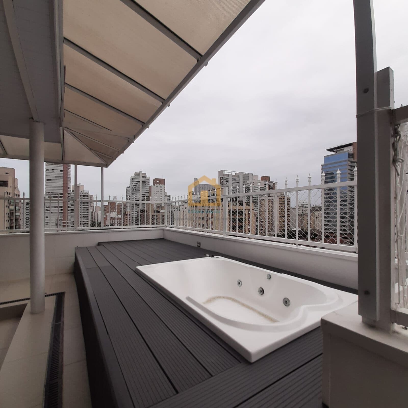 Cobertura Duplex, com 4 dormitórios à venda - Gonzaga - Santos/SP