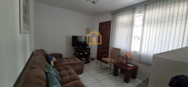 Casa 3 dormitórios, quintal, 2 banheiros à venda Campo Grande - Santos/SP