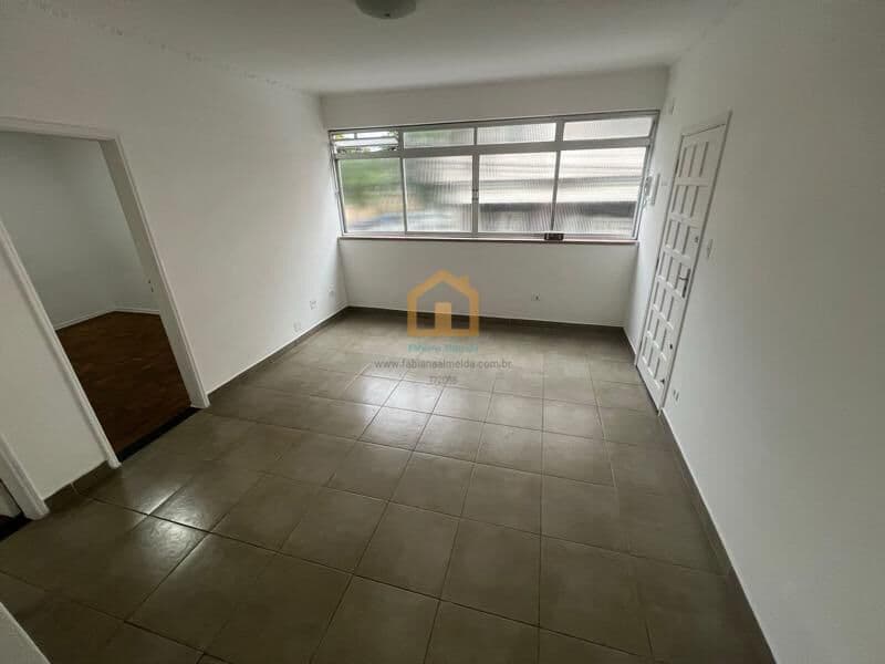 Apartamento de Frente Bairro Vila Mathias, em Santos/SP