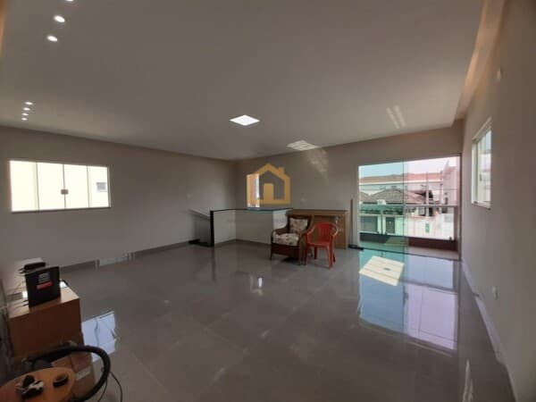 Casa Sobreposta 2 Dormitórios, sendo 1 com Suíte, à venda - Vila São Jorge - Santos/SP