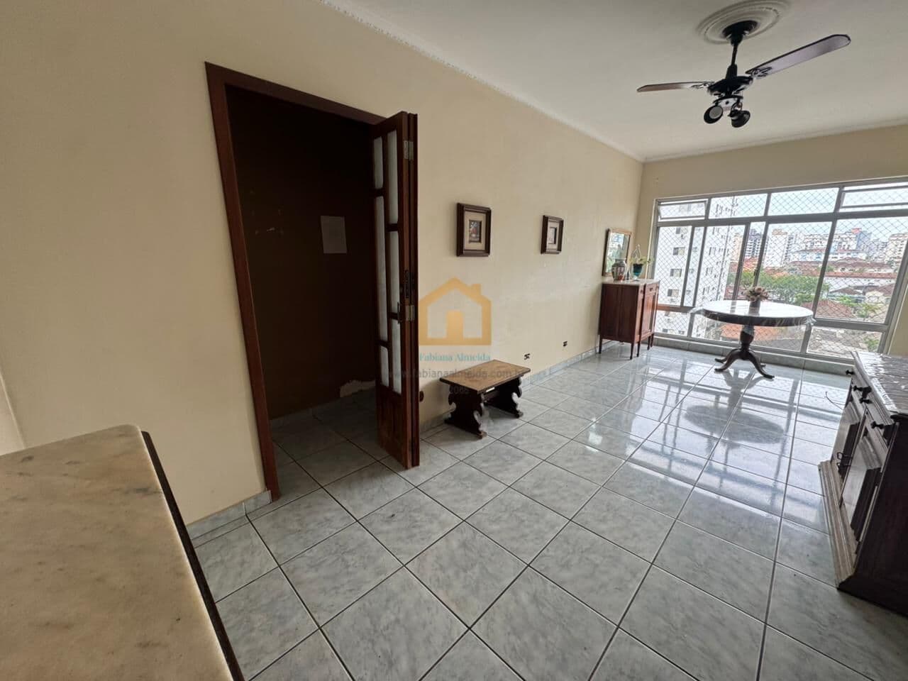 Apartamento 2 Dormitórios com Vista Livre bairro Marapé - Santos/SP