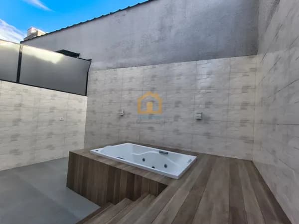 SOBRADO À VENDA 3 dormitórios, sendo 2 suítes 123 m² no bairro Boqueirão - Santos/SP
