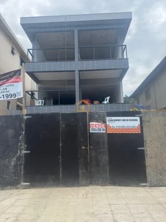 Casa Duplex em Construção - 3 dormitórios sendo 2 Suítes - 2 Vagas no bairro Marapé - Santos/SP