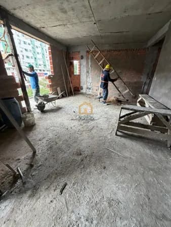 Casa 3 dormitórios, sendo 1 suíte à venda no bairro Campo Grande - Santos/SP