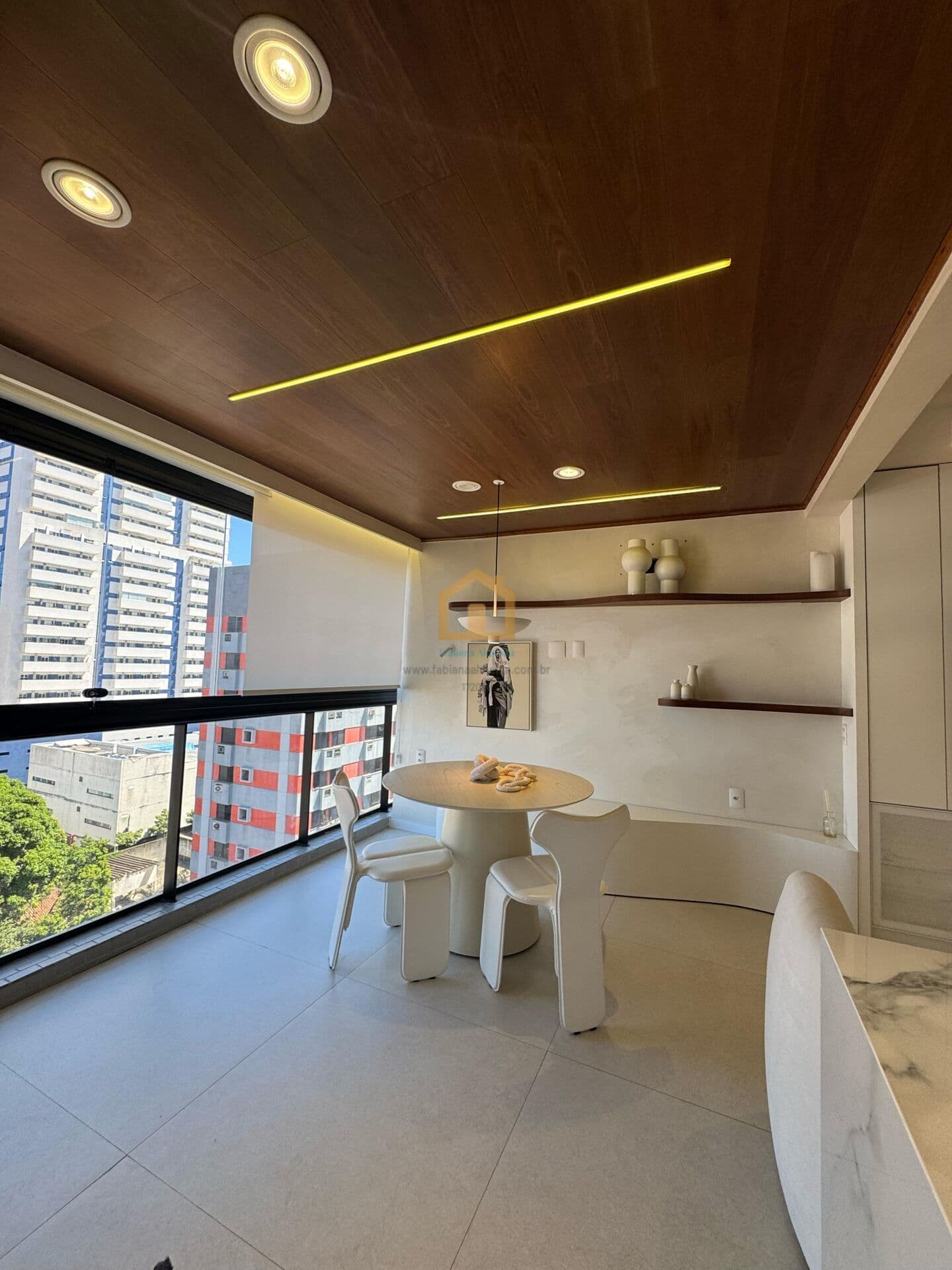 Apartamento Porteira fechada 1 suíte master com banheira e closet no Boqueirão – Santos/SP