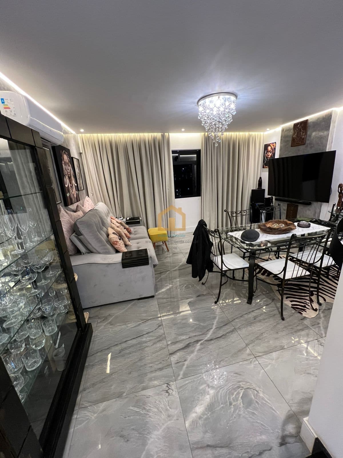 Apartamento 2 Quartos 2 Banheiros - 1 Vaga - Vila Mathias - Santos/SP