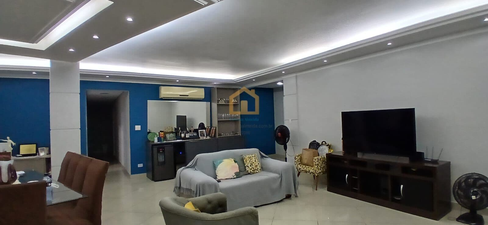 Casa Sobreposta Baixa - Térrea - Ponta da Praia - Santos/SP.