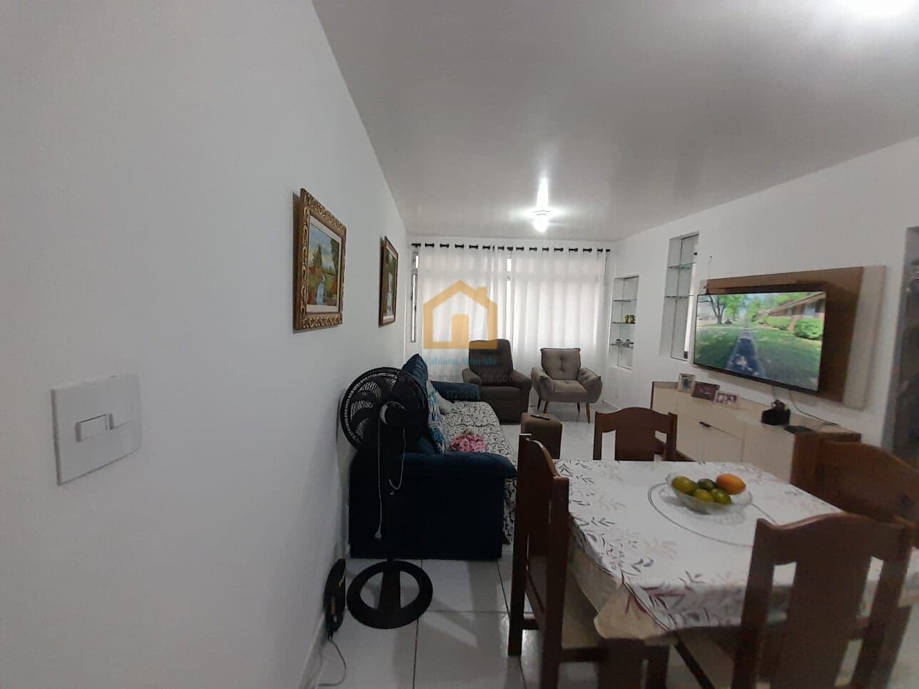 Apartamento 1 Dormitório – Frente à Praia com Elevador no bairro Itararé - São Vicente/SP