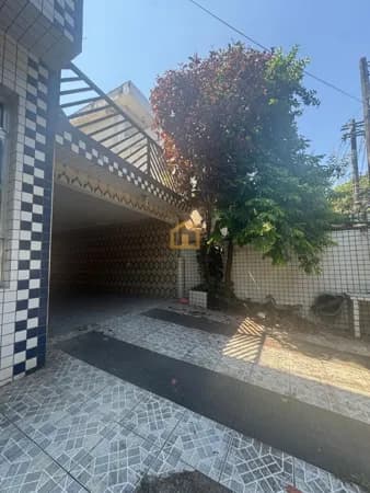 SOBRADO ISOLADO À VENDA 10 x 30 m (300 m²) – MARAPÉ | SANTOS/SP