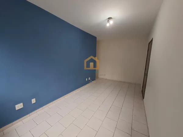 Apartamento bem conservado - Bairro Parque São Vicente, em São Vicente.