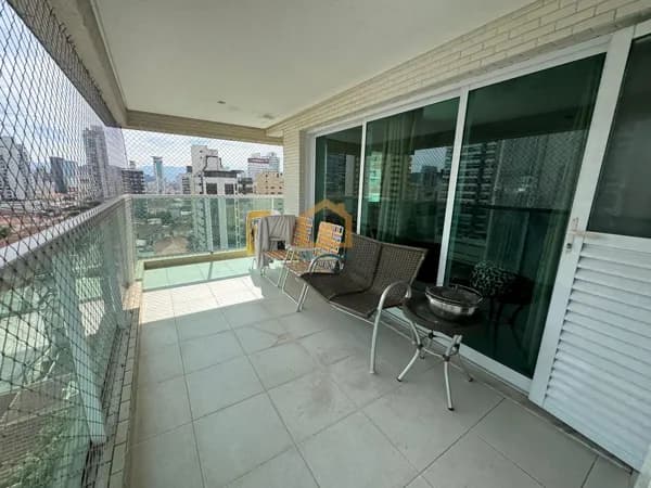 Apartamento Vista Livre | Andar Alto | 3 Suítes | 5 Banheiros – Santos/SP