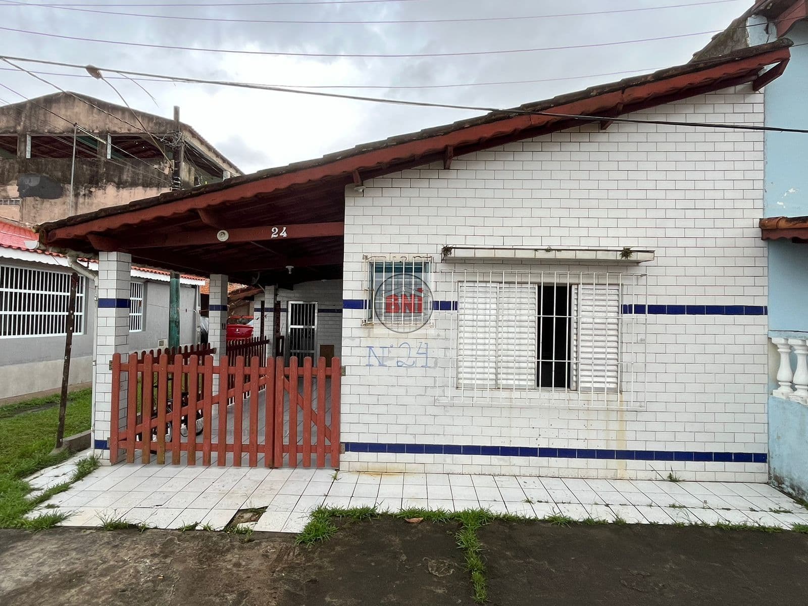Casa na praia apenas 200 mil