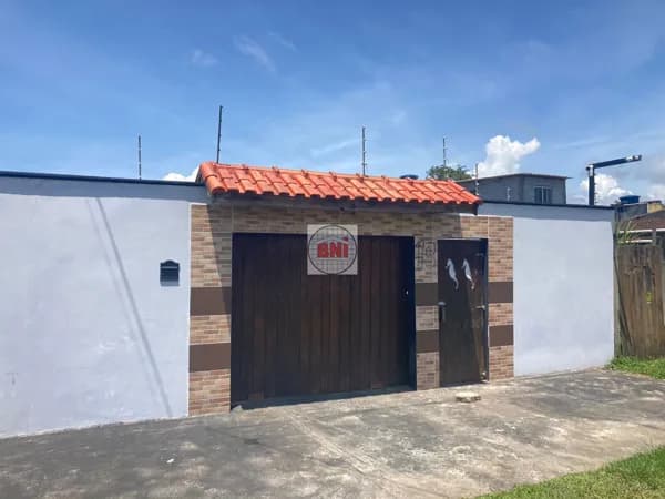 Casa Padrão Edícula