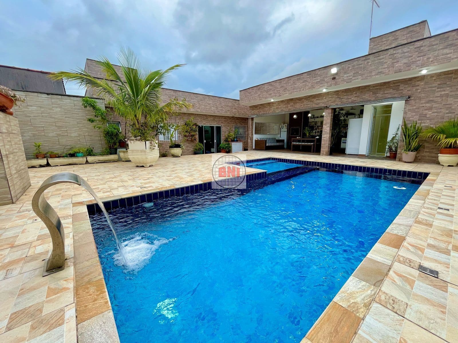 Casa em Itanhaém - Jardim Grandesp