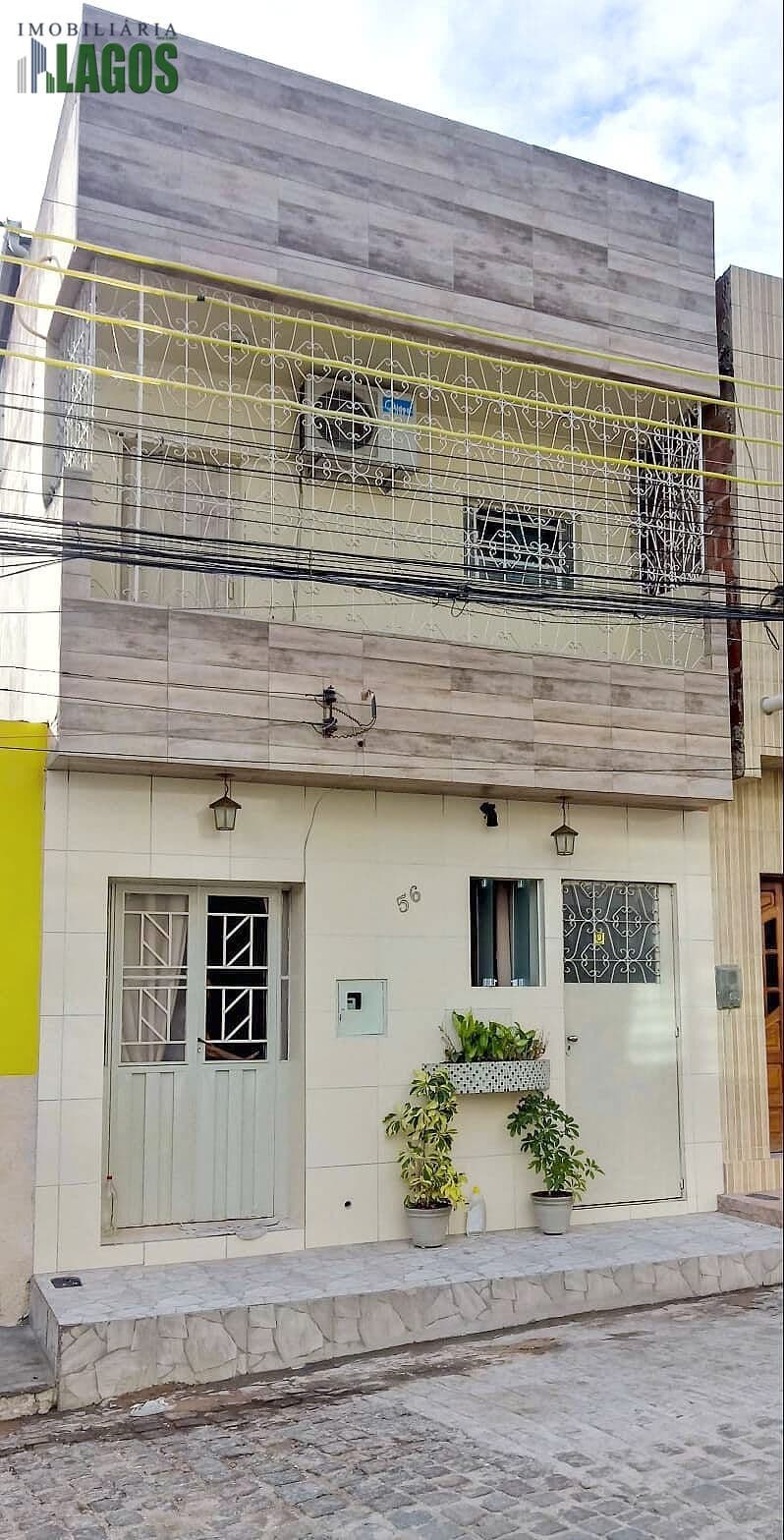Sobrado em Caruaru - Salgado
