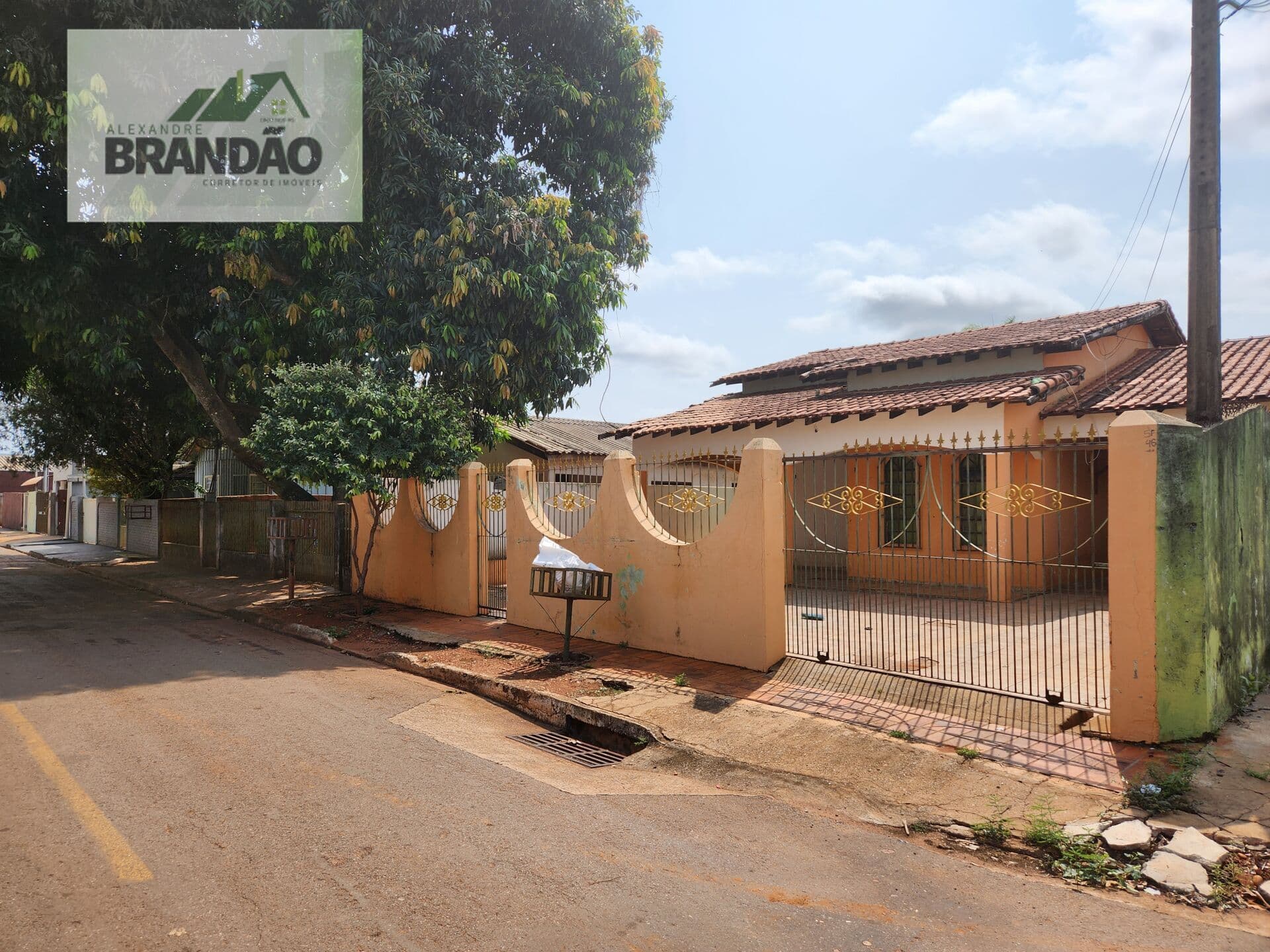 Casa Alvenaria em Centro, Jardim/MS
