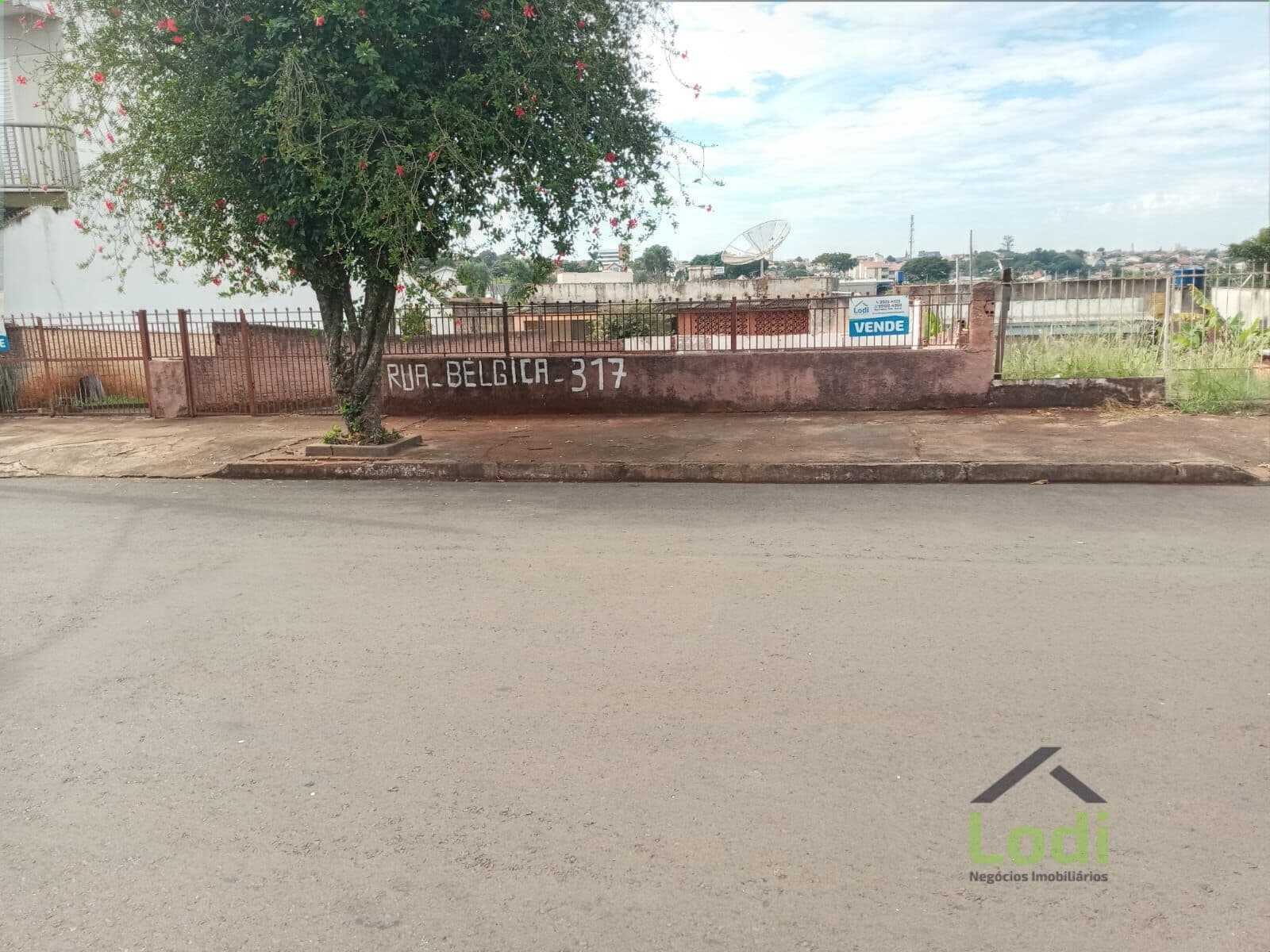 Lote/Terreno em Cambé - Centro