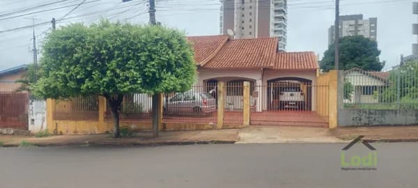 Casa em Cambé - Centro