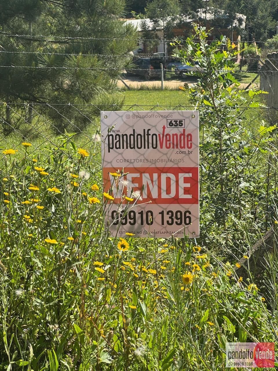 Terreno Cercado com uma vista lindissima