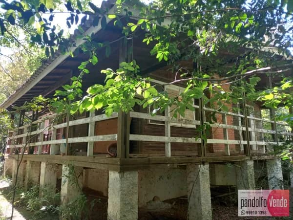 Sítio de 2000 m2 no Parque Eldorado II