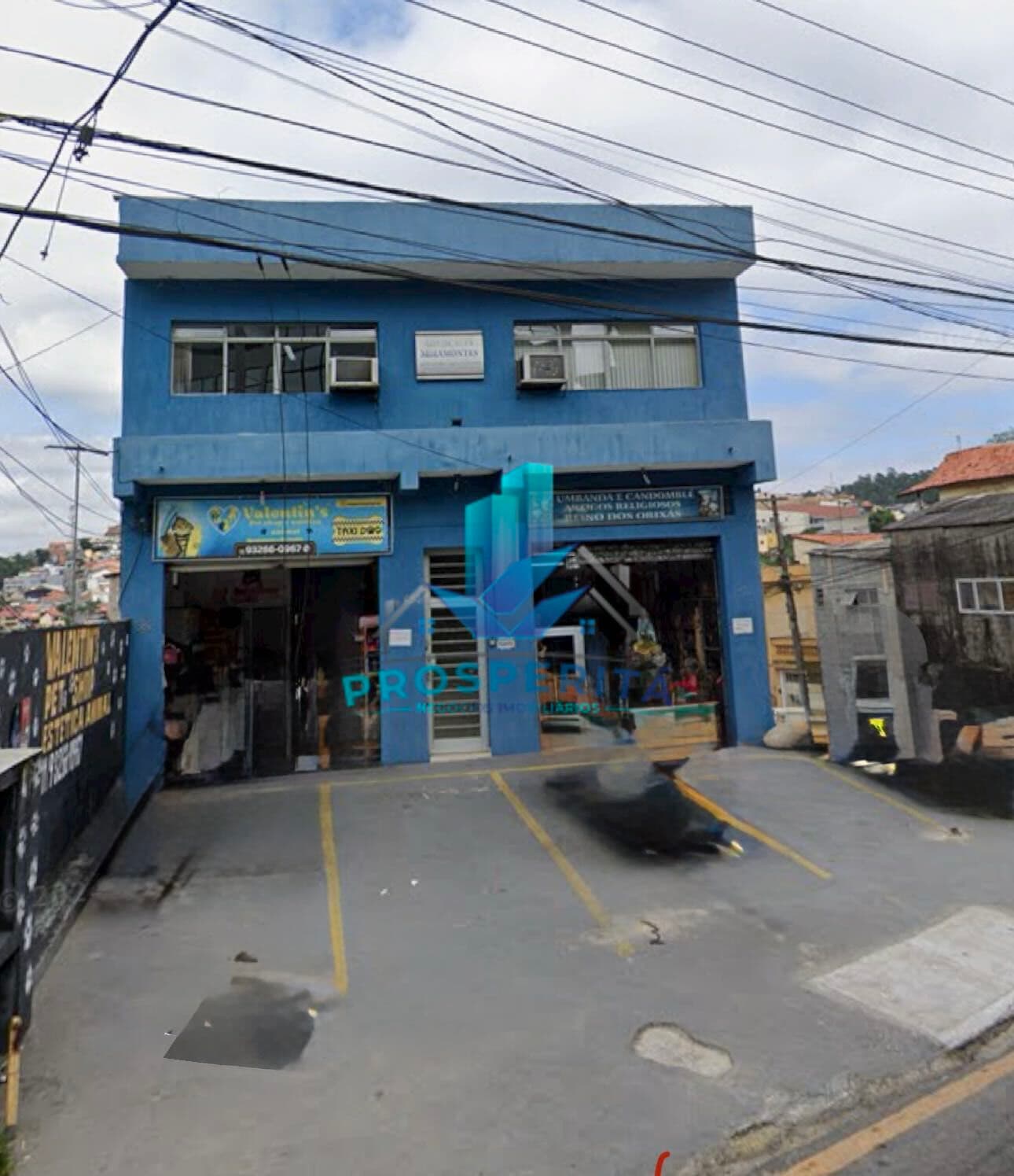 Prédio comercial À Venda no Centro de Cotia/SP