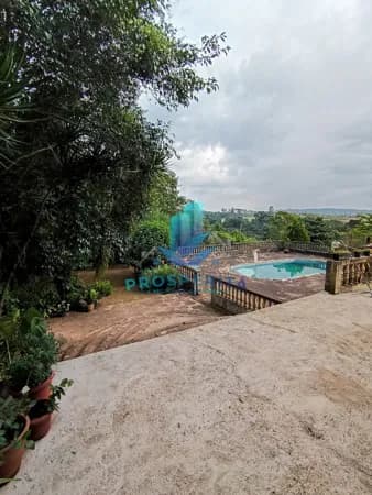 Chácara C/ Piscina e 2 Casas - 3.300 m² - Caucaia do Alto - Cotia/SP