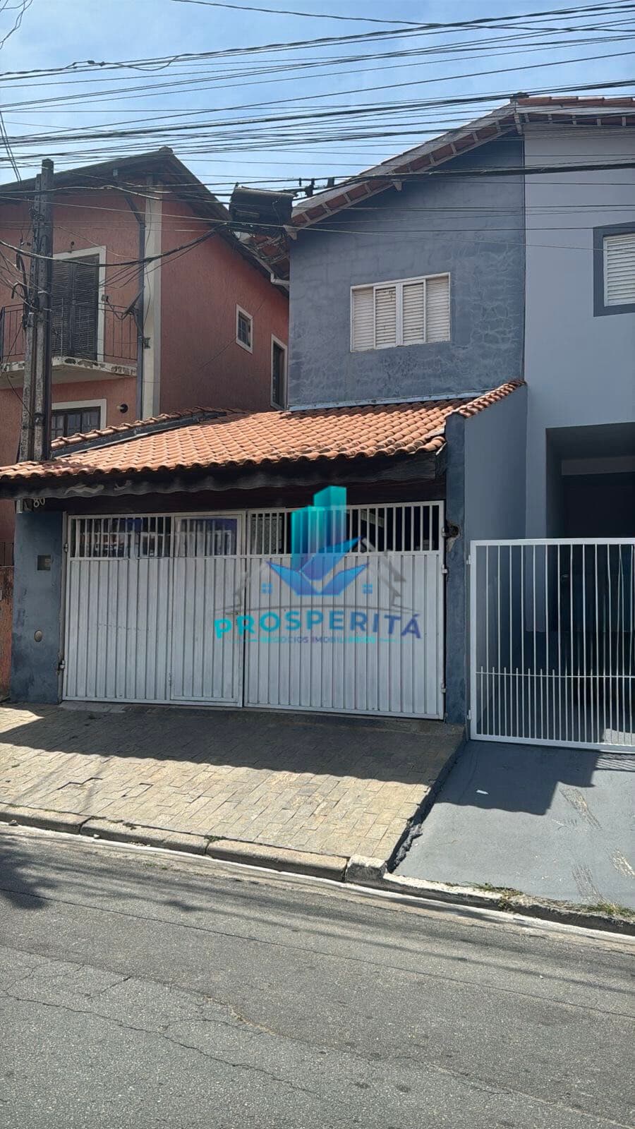 Sobrado à venda no Centro de Vargem Grande Paulista/SP