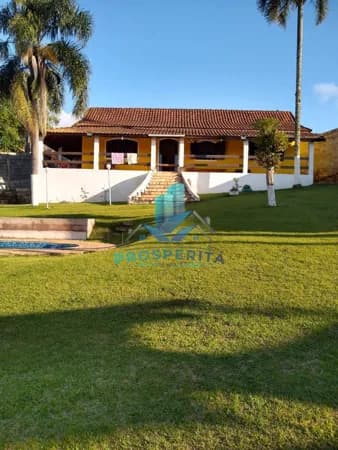 Chácara mobiliada à venda em Ibiuna