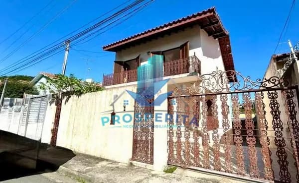 Casa em Cotia - Jardim Nomura