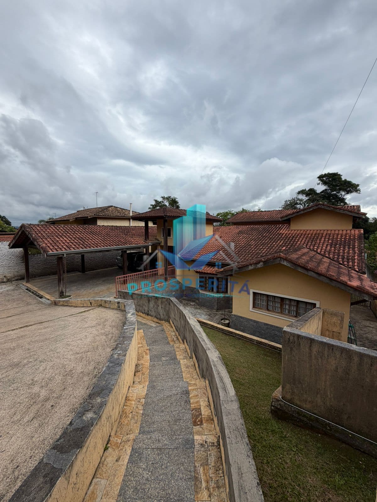 Sobrado 3 suítes Condomínio Chácara Represinha Cotia/SP