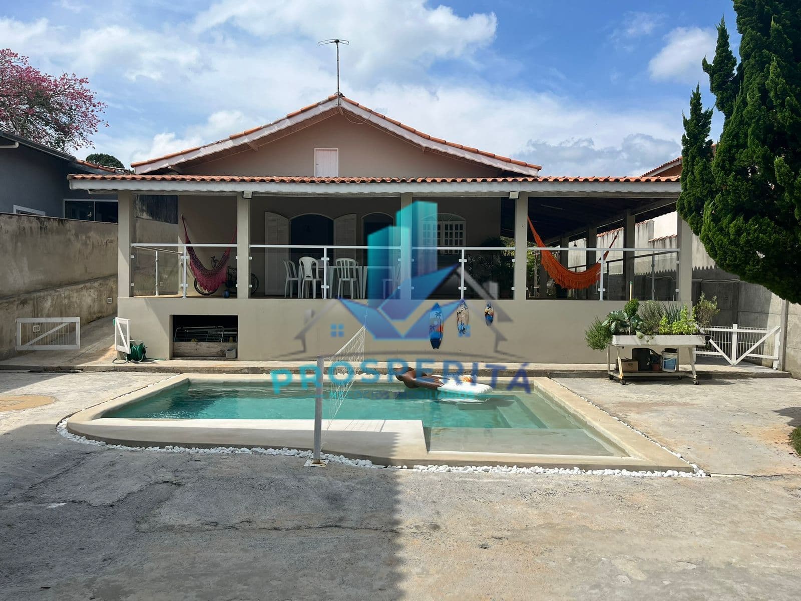 Casa térrea - 100% com móveis planejados