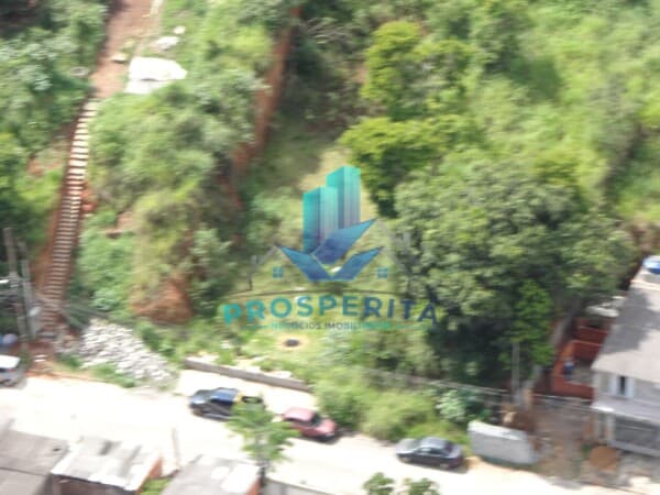 OPORTUNIDADE!!! TERRENO 220m² - Jardim Leonor - Cotia/SP