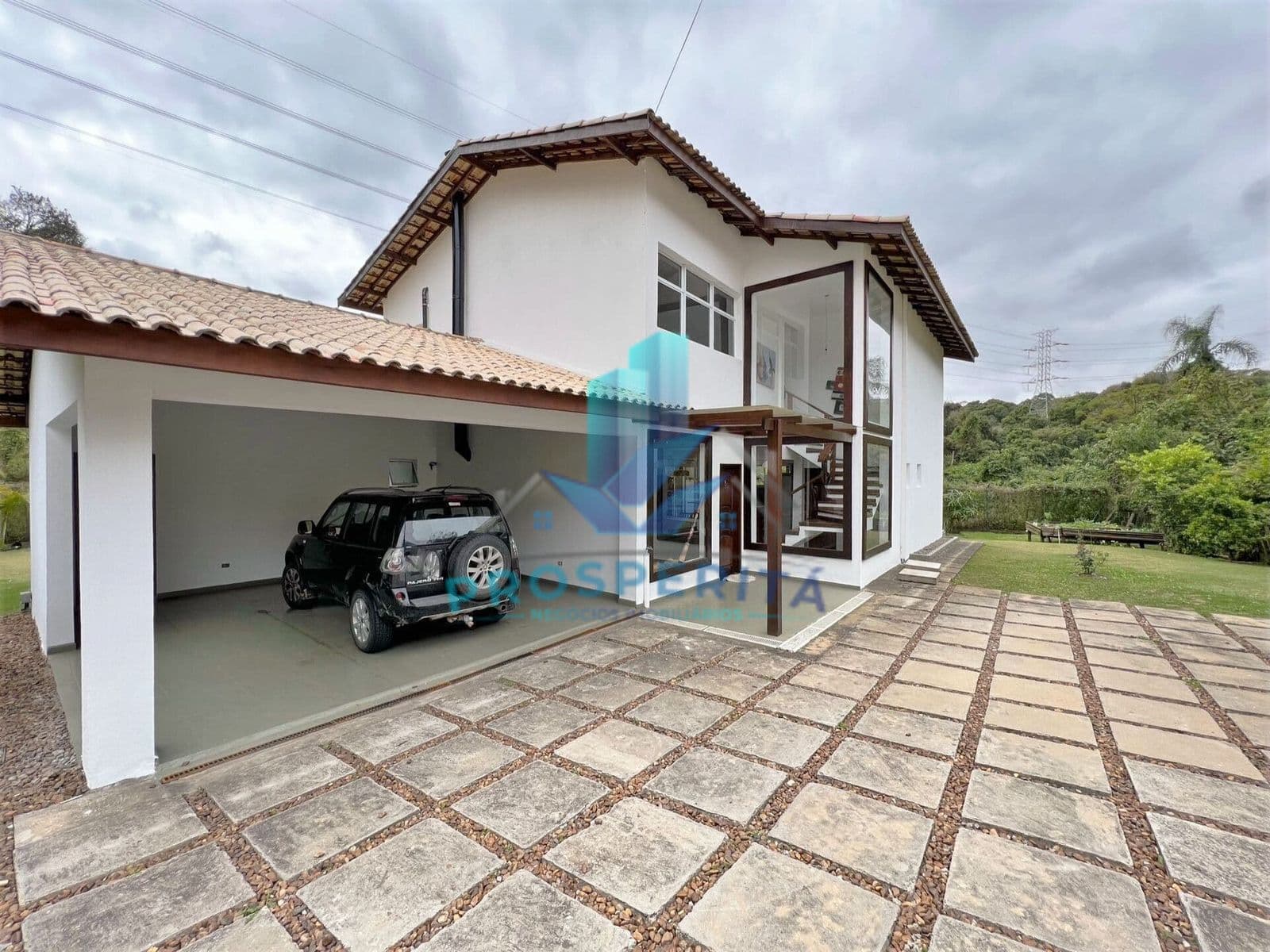 Casa Alto Padrão - 03 Suítes - Cond. Gleba II - Cotia/SP